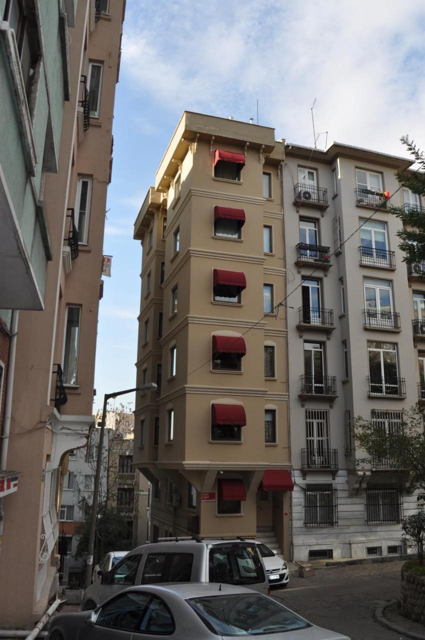 Taksim Otel *